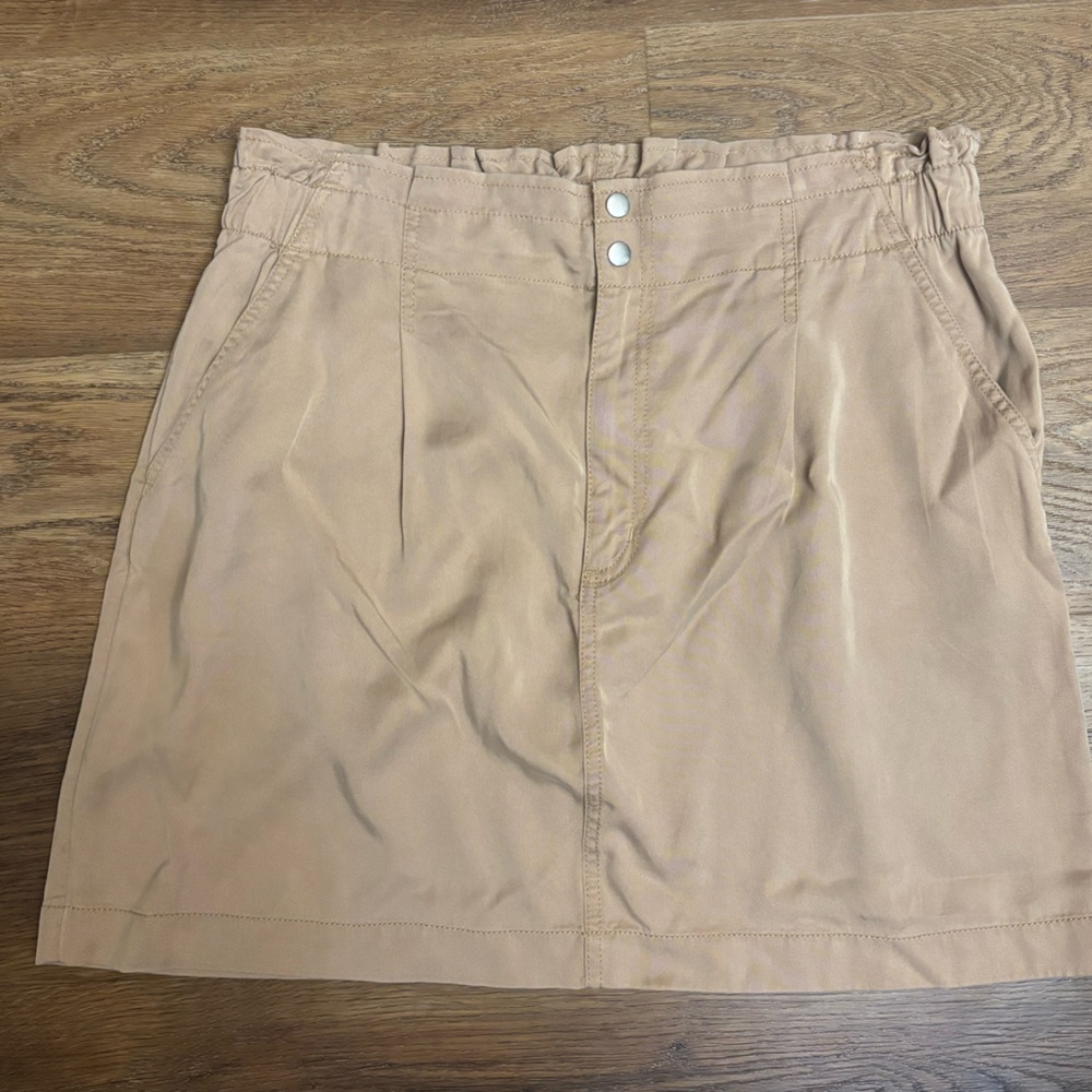 LOFT Tan Skirt, new with tags